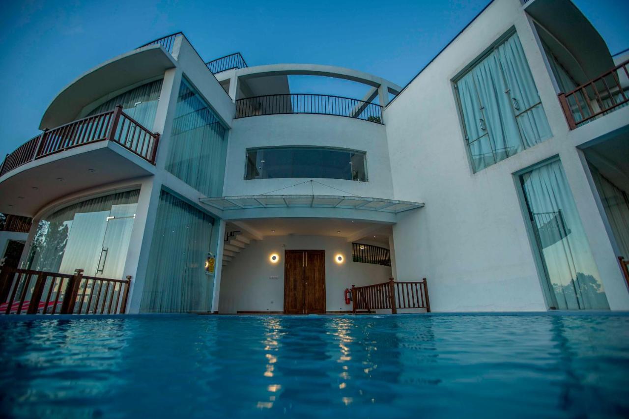 Villa Vajrapani Kandy Extérieur photo